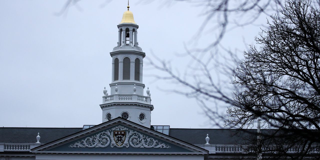 Harvard Business School Suspends Most In-Person M.B.A. Classes, Networking