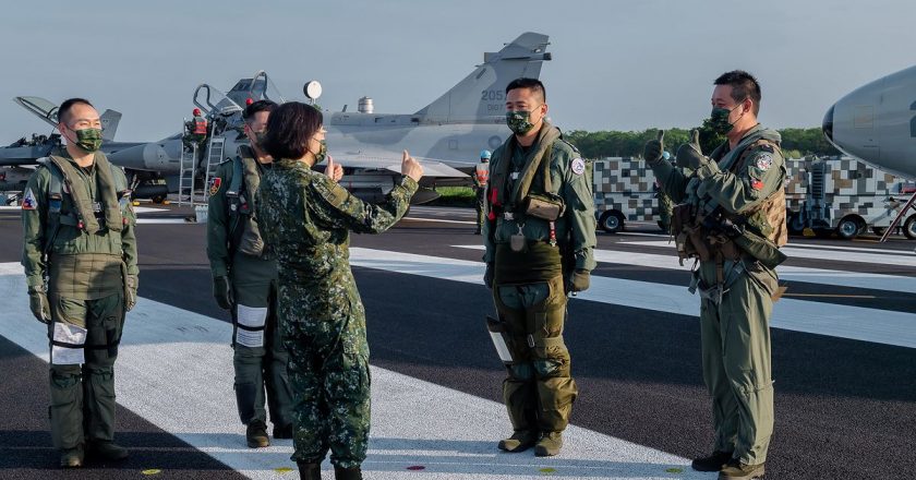 China sharply escalates warplane provocations near Taiwan