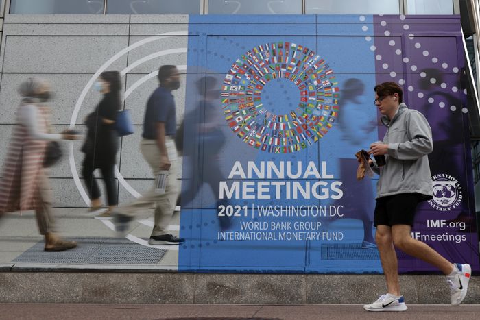 IMF Chief to Stay Following Probe Into Data Rigging