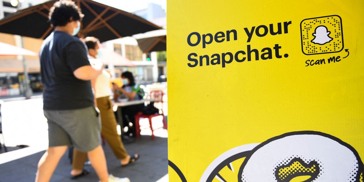 Snap’s Stock Drops as It Blames Apple for Hurting Its Ad Business