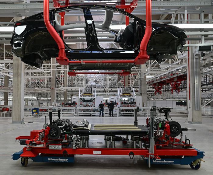 Tesla Awaits Green Light for Production in Germany