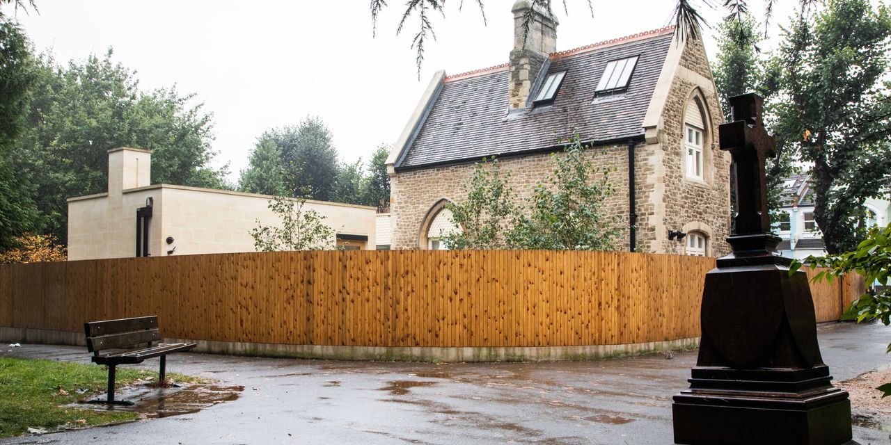 A Londoner Used to Spooky Old Houses Converts a Cemetery Caretaker’s Cottage Into a Modern Showpiece