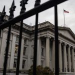 Treasury’s 20-Year Bond Struggles to Catch On