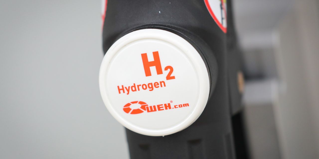 A Bad Year for Hydrogen Stocks Was Good for Hydrogen Companies