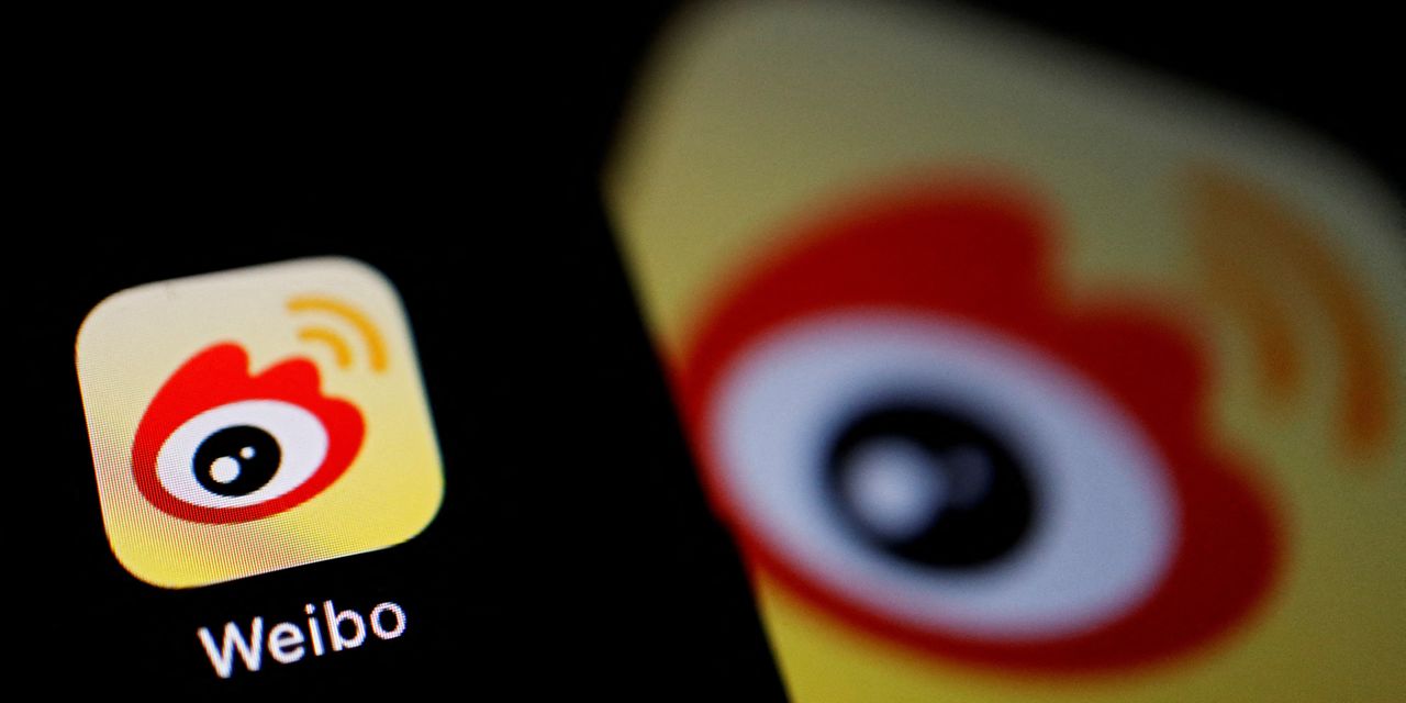 China Fines Weibo for Spreading ‘Illegal Information’