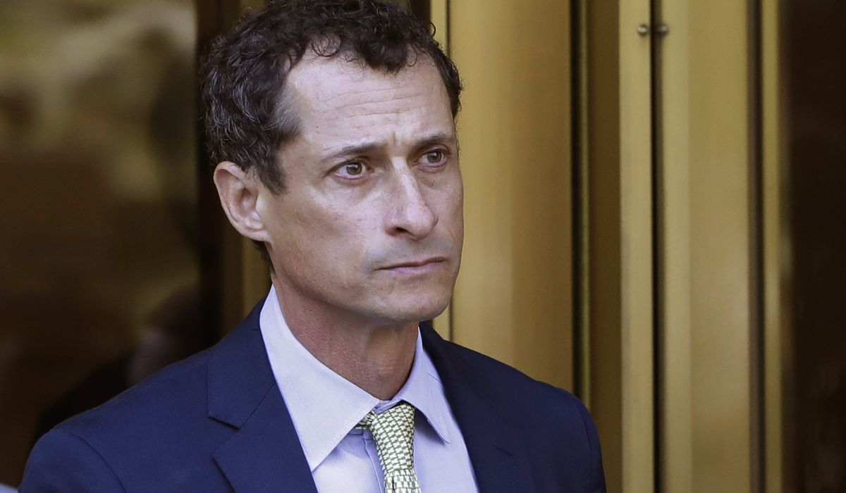 Ex-rep Anthony Weiner to host radio show with Curtis Sliwa