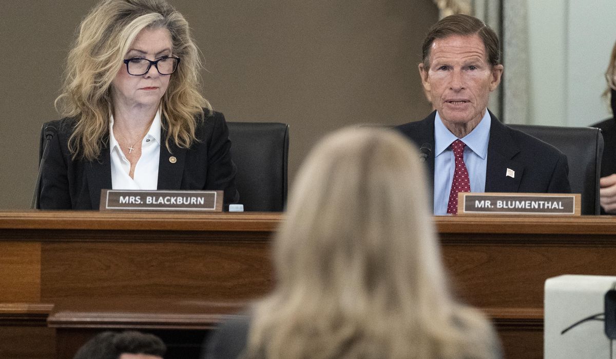 Sens. Blumenthal, Blackburn propose to overhaul digital rules to protect kids from social media