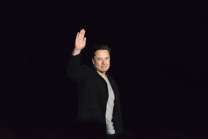 Twitter, Elon Musk Deal Could Be Announced Monday