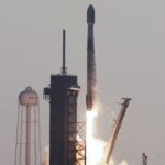 SpaceX Wins OK to Connect Planes, Boats and Other Vehicles to Internet Service