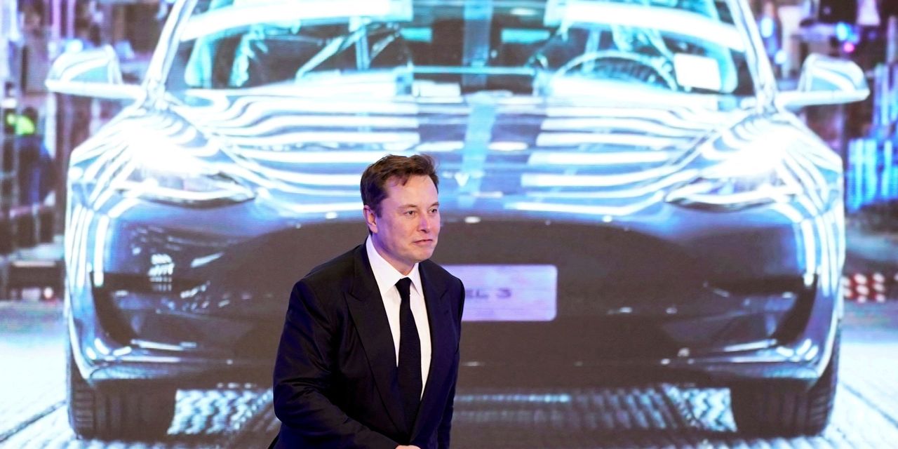 Elon Musk, Twitter to Face Off at Wide-Ranging Hearing