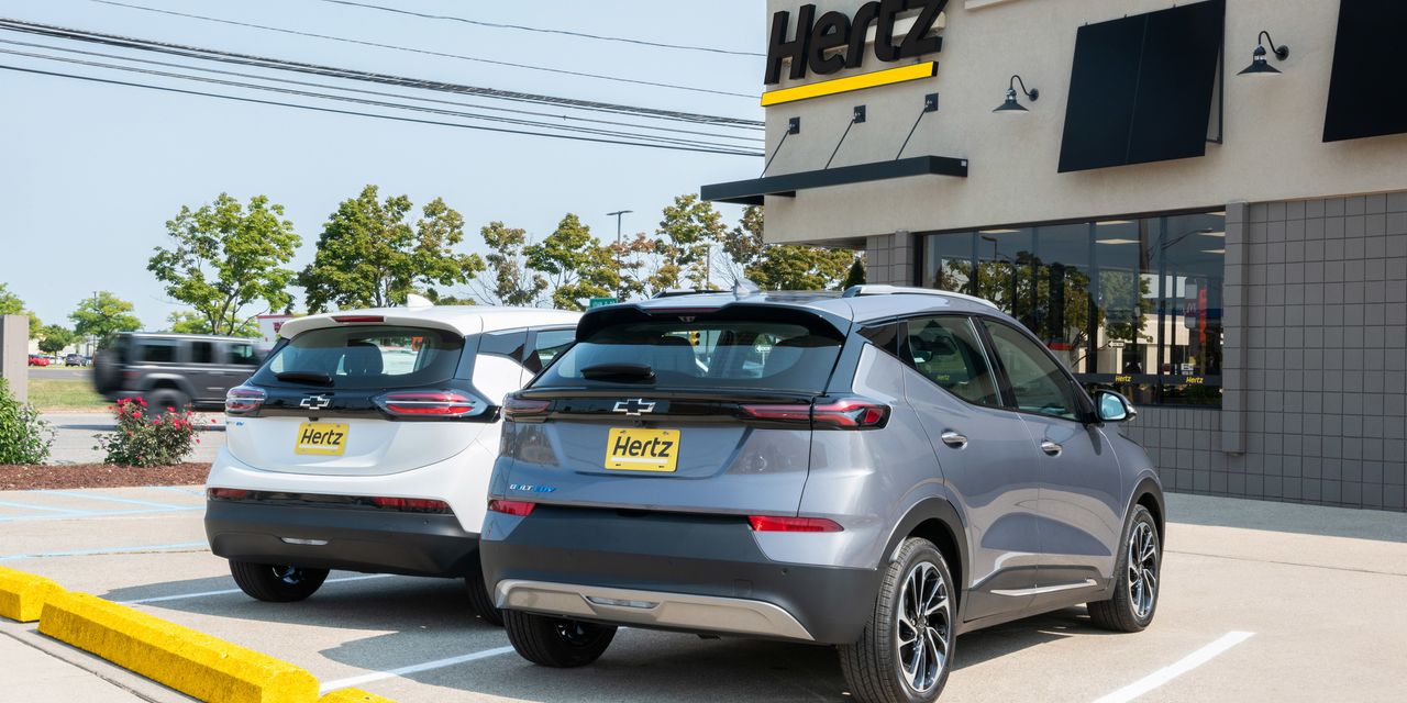 Hertz to Buy Up to 175,000 EVs From GM