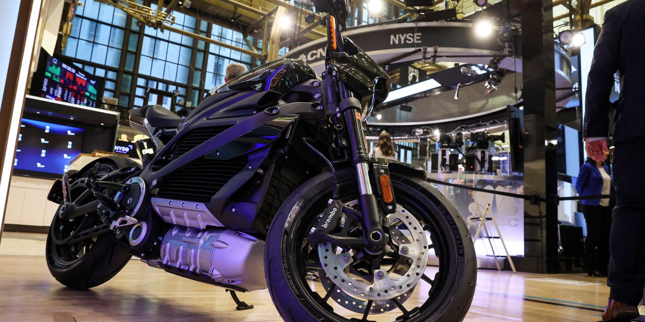 Harley-Davidson’s Electric Motorcycles Struggle to Connect With Investors