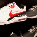 Nike to Crack Down on Sneaker-Buying Bots, a Blow to Resellers