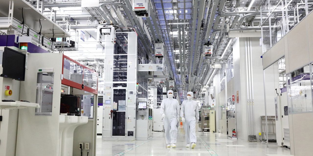 Samsung Kicks Advanced Chip-Making Race Into High Gear