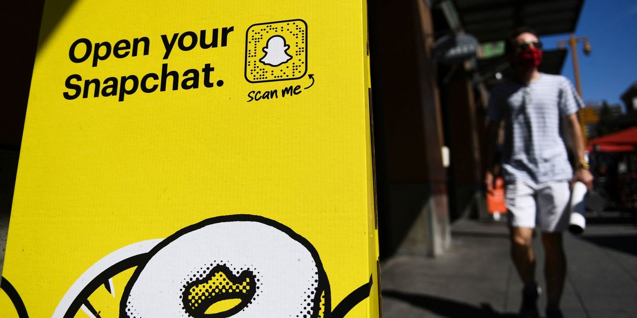 Snap Stock Slumps as Sales Growth Slows