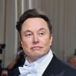 Musk Claims Apple Is Threatening to Remove Twitter From App Store