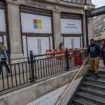 Microsoft Buys Stake in London Stock Exchange